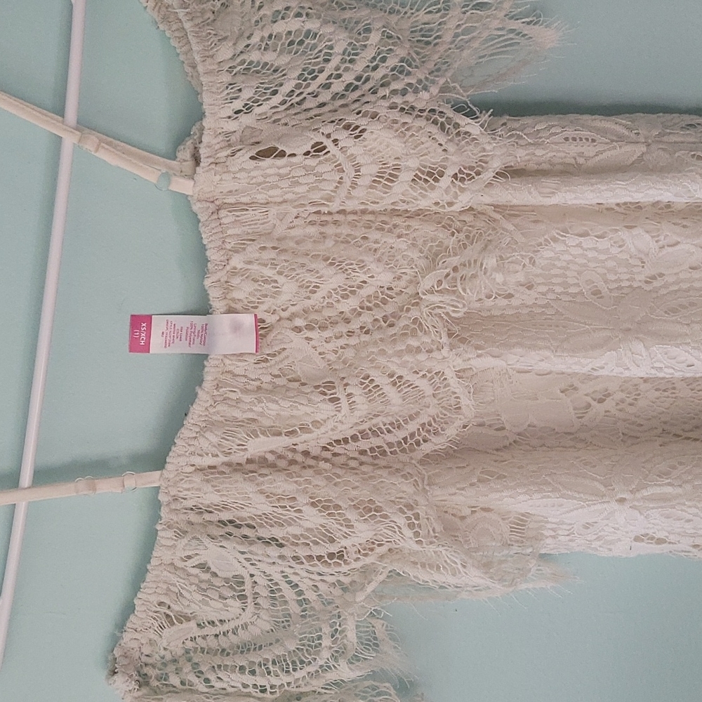 Girls White Lace Off-The-Shoulder Spaghetti Strap Top